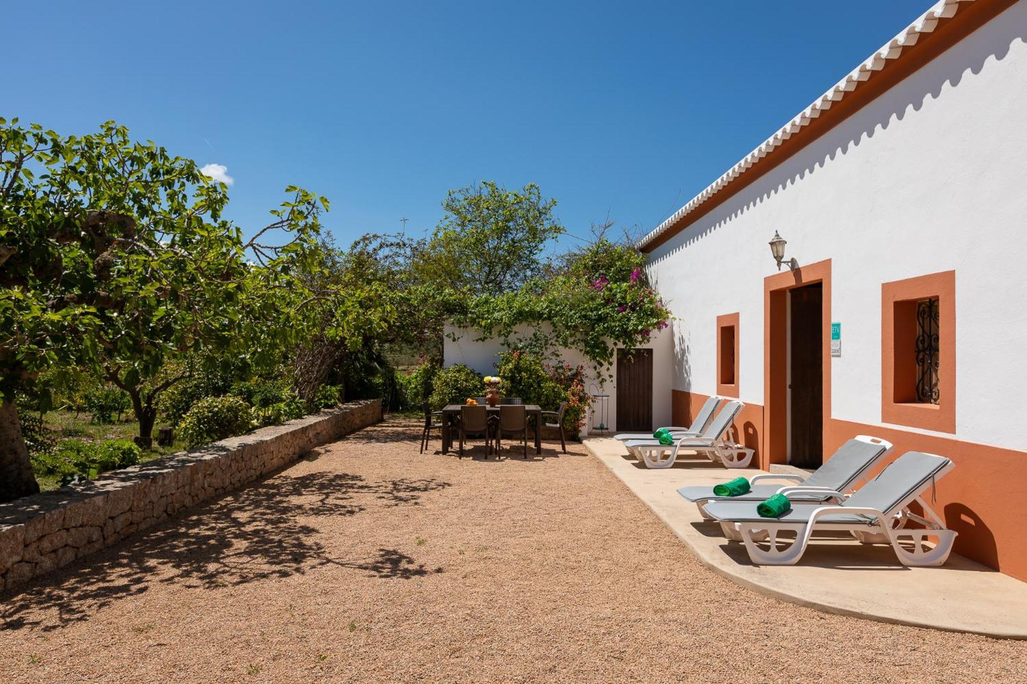 Cova Camp Apartment *